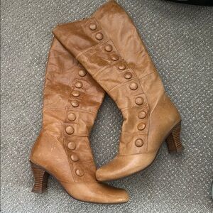 Miz Mooz Vintage Victorian Style Tan Leather Knee-High Boots